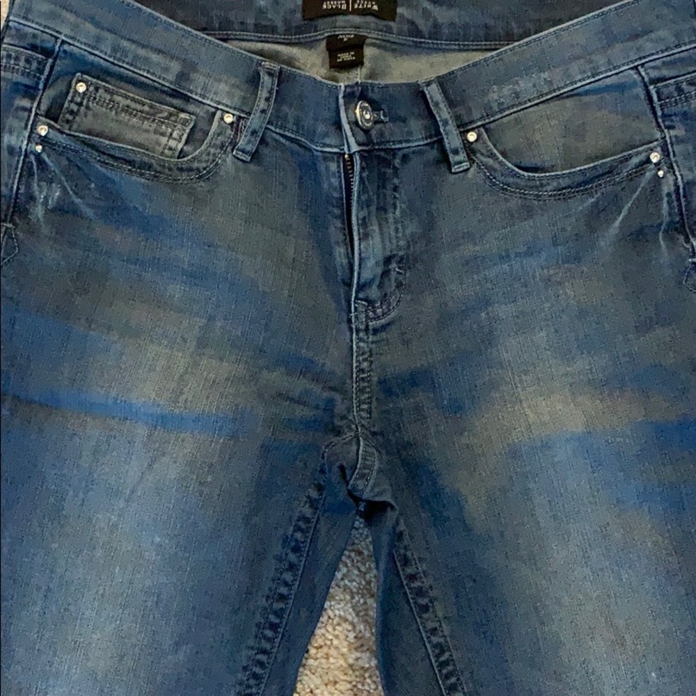 White House Black Market Women’s Skinny Jeans - Medium Blue Wash